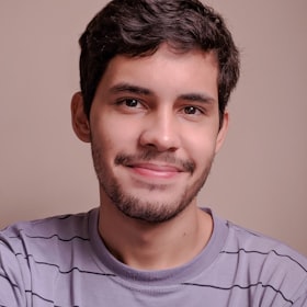 Ali H.